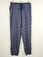 Buy online pre-used pre-loved 100% authentic & Original branded George (T-398) available in Pakistan. Top international brands avilable.