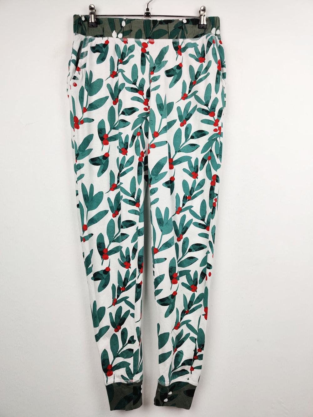 Buy online pre-used pre-loved 100% authentic & Original branded Next (T-413) available in Pakistan. Top international brands avilable.