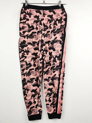 Buy online pre-used pre-loved 100% authentic & Original branded Next (T-452) available in Pakistan. Top international brands avilable.