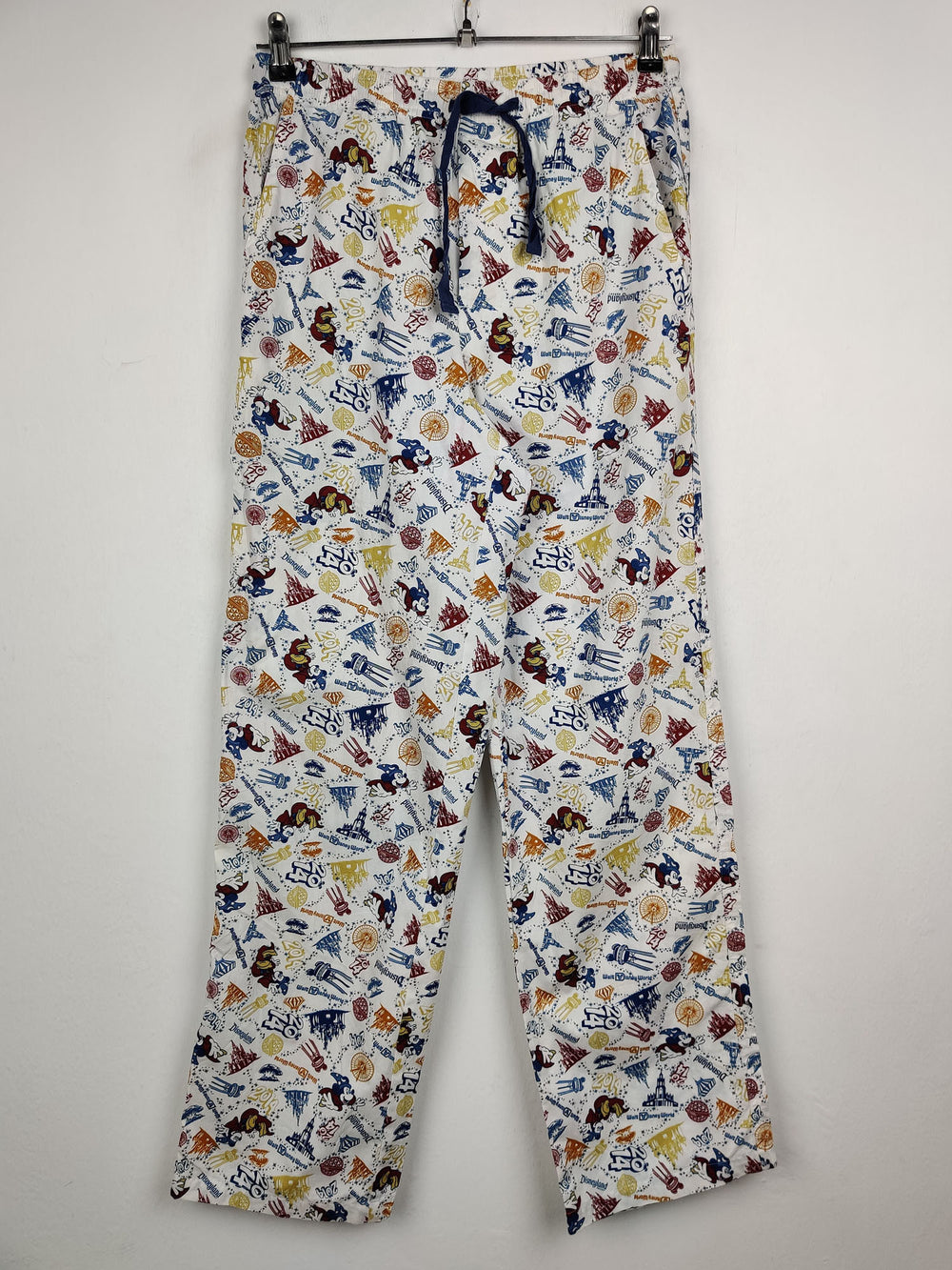 Buy online pre-used pre-loved 100% authentic & Original branded Disnep (T-463) available in Pakistan. Top international brands avilable.