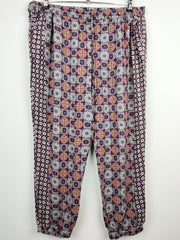 Buy online pre-used pre-loved 100% authentic & Original branded Tu (T-512) available in Pakistan. Top international brands avilable.