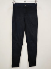 Buy online pre-used pre-loved 100% authentic & Original branded Defacto (T-672) available in Pakistan. Top international brands avilable.