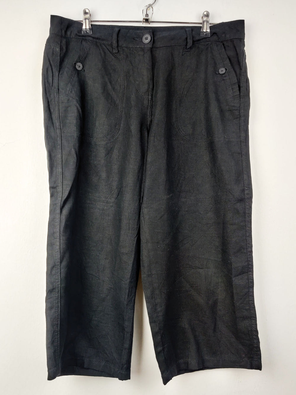 Buy online pre-used pre-loved 100% authentic & Original branded Marks & Spencer (T-723) available in Pakistan. Top international brands avilable.