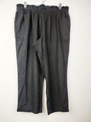 Buy online pre-used pre-loved 100% authentic & Original branded F&F (T-746) available in Pakistan. Top international brands avilable.