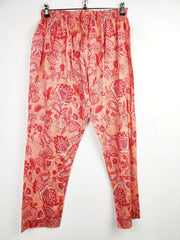 Buy online pre-used pre-loved 100% authentic & Original branded Unknown Brand (T-761) available in Pakistan. Top international brands avilable.