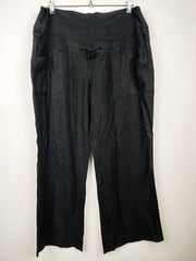 Buy online pre-used pre-loved 100% authentic & Original branded Maternity (T-885) available in Pakistan. Top international brands avilable.