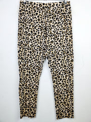 Buy online pre-used pre-loved 100% authentic & Original branded George (T-934) available in Pakistan. Top international brands avilable.