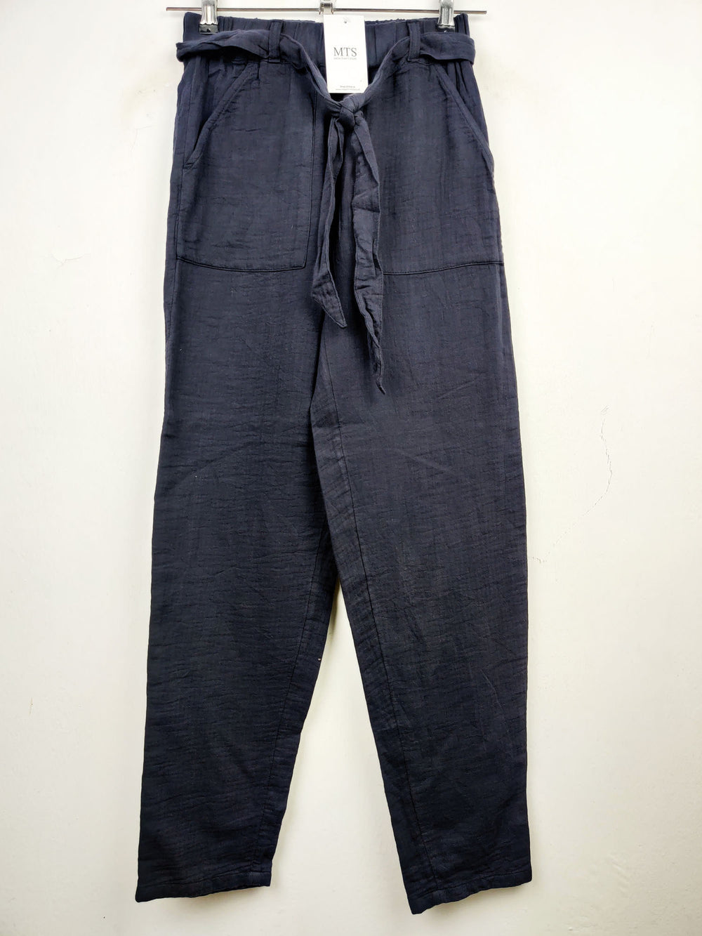 Buy online pre-used pre-loved 100% authentic & Original branded Marks & Spencer (T-994) available in Pakistan. Top international brands avilable.