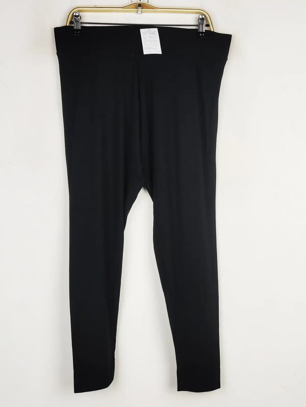 Buy online pre-used pre-loved 100% authentic & Original branded Marks & Spencer (TL-708) available in Pakistan. Top international brands avilable.