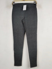 Buy online pre-used pre-loved 100% authentic & Original branded Dorothy Perkins (TL-732) available in Pakistan. Top international brands avilable.
