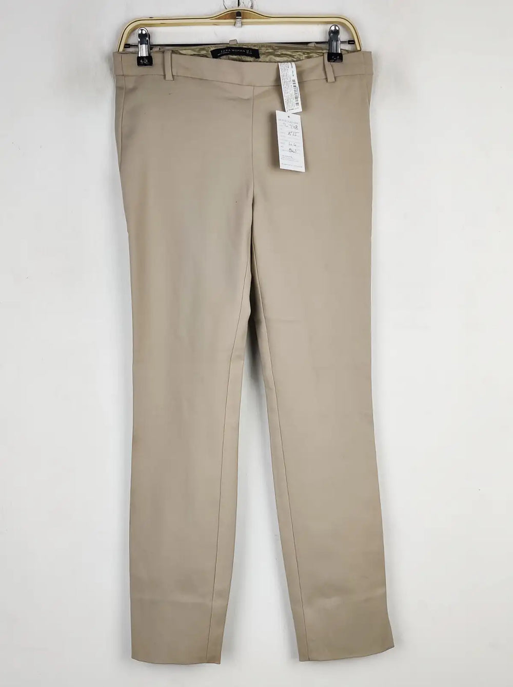 Buy online pre-used pre-loved 100% authentic & Original branded Zara (TL-748) available in Pakistan. Top international brands avilable.