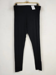 Buy online pre-used pre-loved 100% authentic & Original branded Marks & Spencer (TL-932) available in Pakistan. Top international brands avilable.