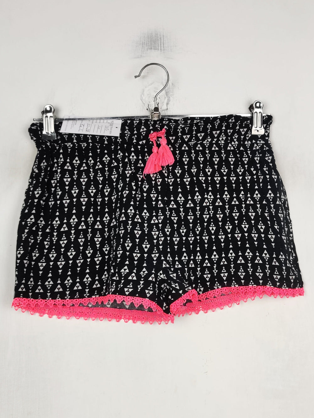 Buy online pre-used pre-loved 100% authentic & Original branded Primark (TM-163) available in Pakistan. Top international brands avilable.