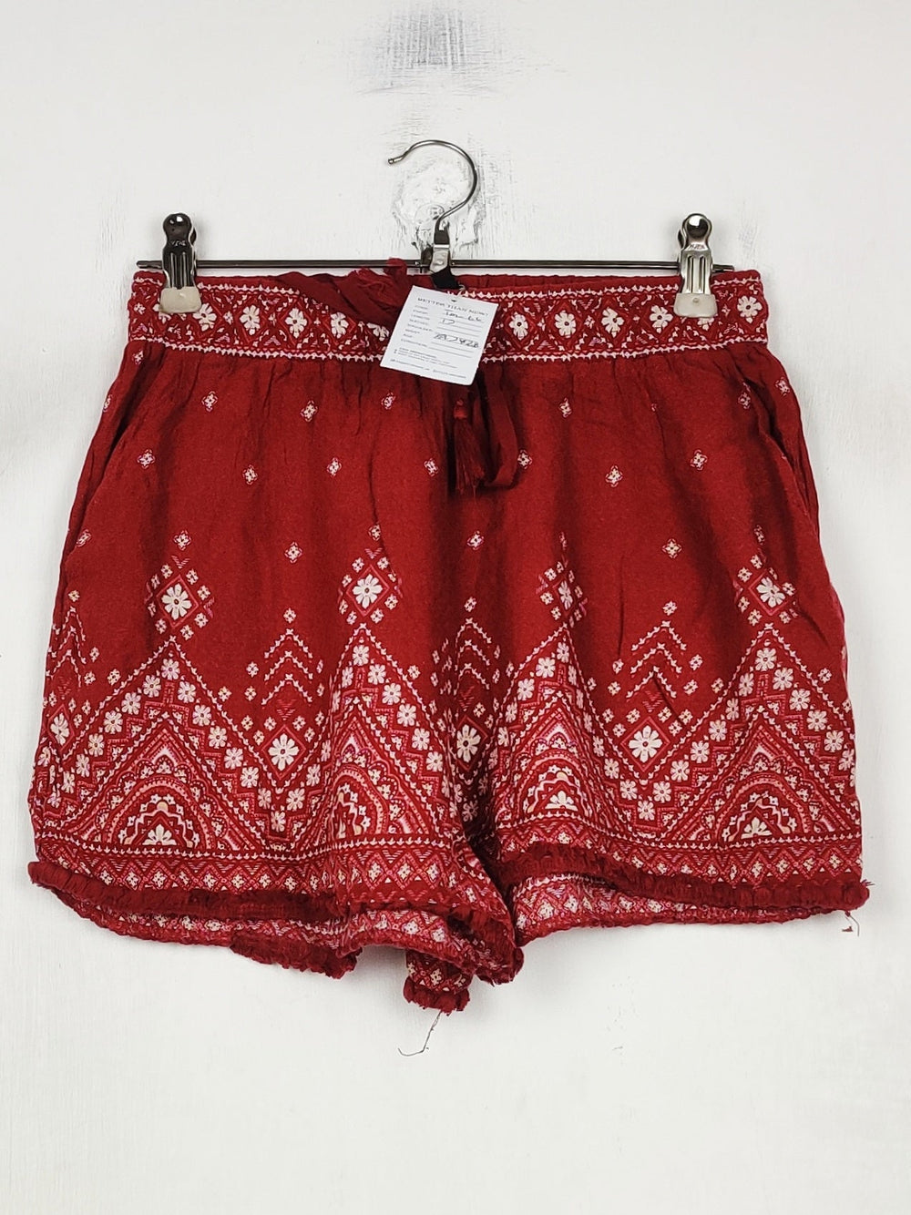 Buy online pre-used pre-loved 100% authentic & Original branded New Look (TM-66) available in Pakistan. Top international brands avilable.