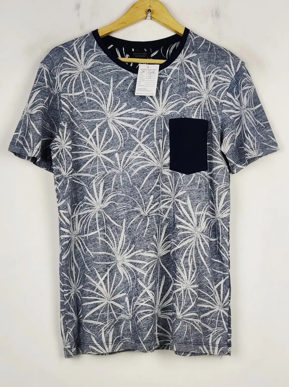 Buy online pre-used pre-loved 100% authentic & Original branded Zara Man (TP-1308) available in Pakistan. Top international brands avilable.