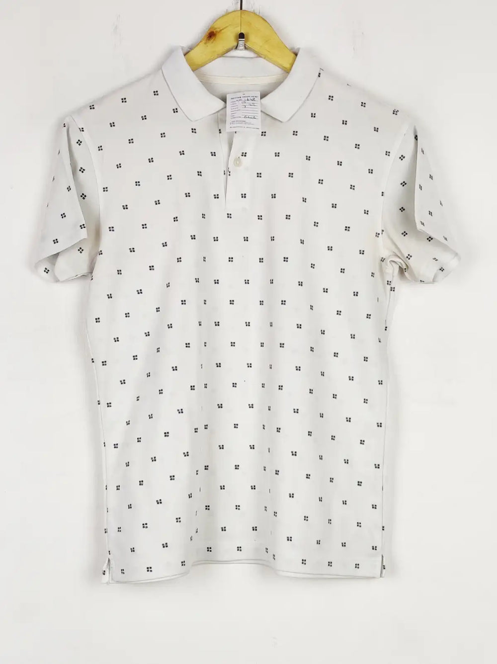 Buy online pre-used pre-loved 100% authentic & Original branded Unknown Brand (TP-1648) available in Pakistan. Top international brands avilable.