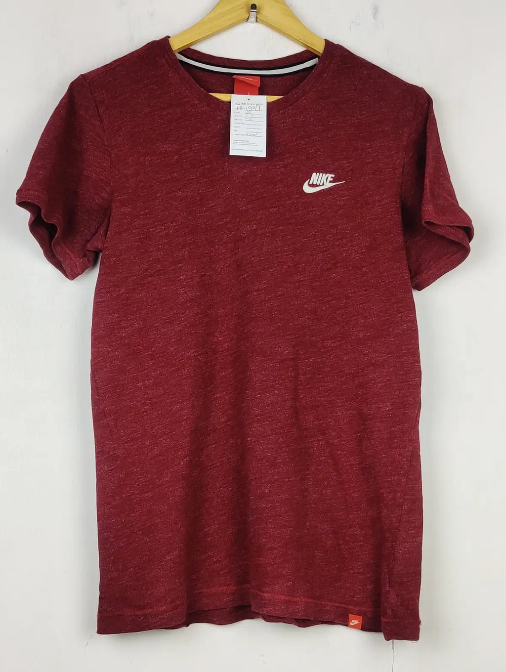 Buy online pre-used pre-loved 100% authentic & Original branded Nike (TP-1947) available in Pakistan. Top international brands avilable.
