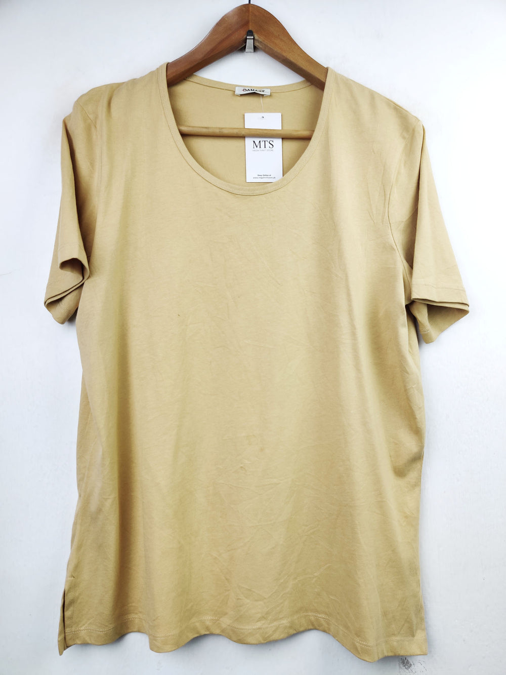 Buy online pre-used pre-loved 100% authentic & Original branded Damart (TP-660) available in Pakistan. Top international brands avilable.