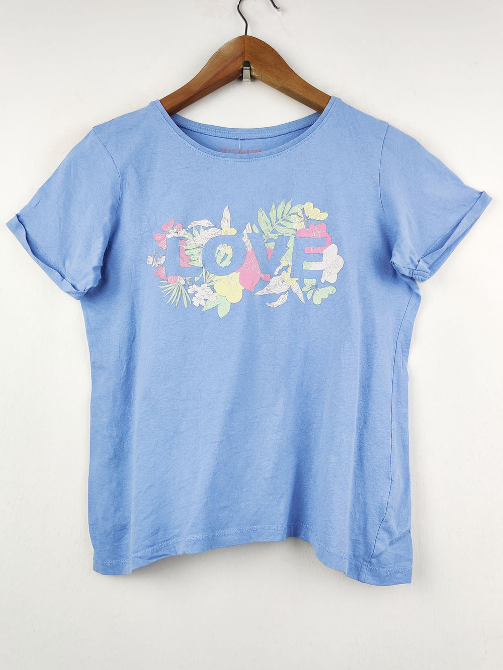 Buy online pre-used pre-loved 100% authentic & Original branded Primark (TS-1070) available in Pakistan. Top international brands avilable.