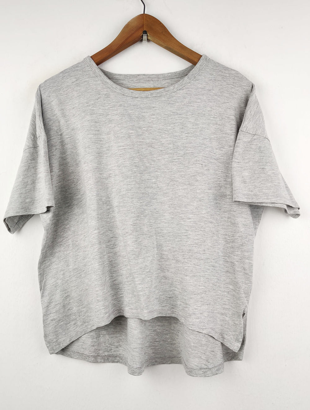 Buy online pre-used pre-loved 100% authentic & Original branded Tu (TS-1074) available in Pakistan. Top international brands avilable.