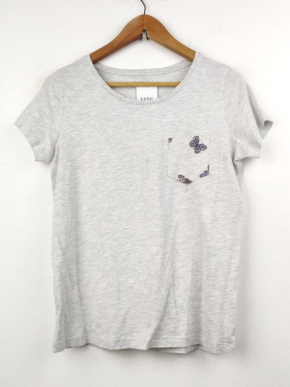 Buy online pre-used pre-loved 100% authentic & Original branded F&F (TS-1179) available in Pakistan. Top international brands avilable.