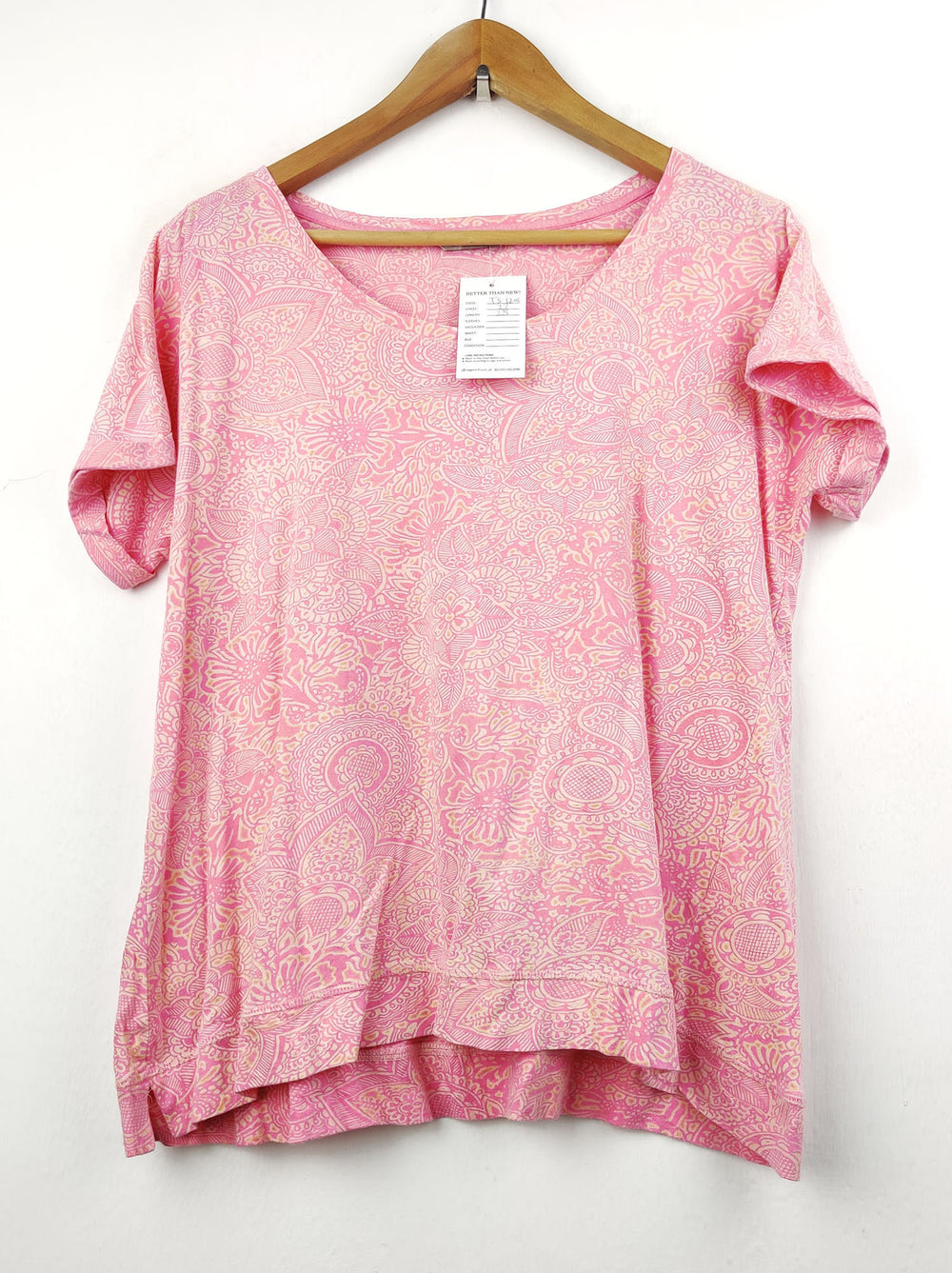 Buy online pre-used pre-loved 100% authentic & Original branded Marks & Spencer (TS-1206) available in Pakistan. Top international brands avilable.