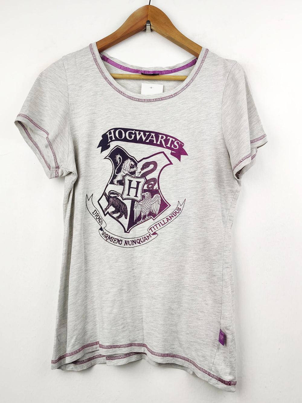 Buy online pre-used pre-loved 100% authentic & Original branded Tu (TS-1229) available in Pakistan. Top international brands avilable.