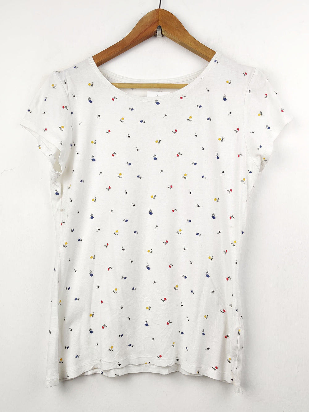 Buy online pre-used pre-loved 100% authentic & Original branded Papaya (TS-1257) available in Pakistan. Top international brands avilable.