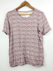 Buy online pre-used pre-loved 100% authentic & Original branded Unknown Brand (TS-1330) available in Pakistan. Top international brands avilable.