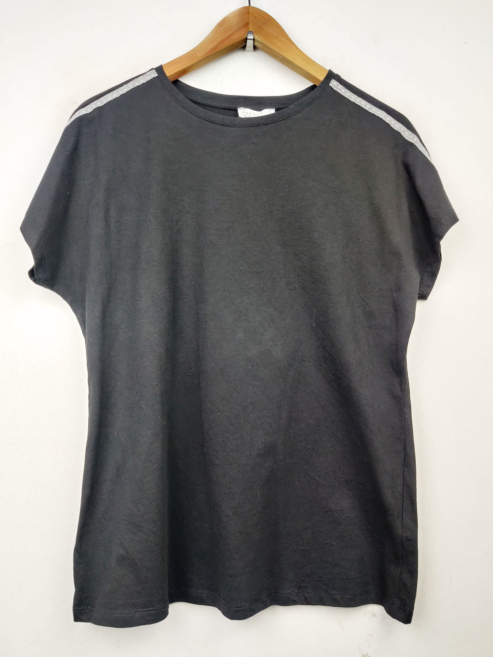 Buy online pre-used pre-loved 100% authentic & Original branded Papaya (TS-1461) available in Pakistan. Top international brands avilable.