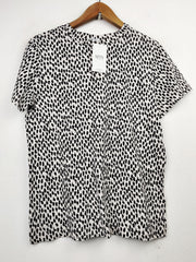 Buy online pre-used pre-loved 100% authentic & Original branded Next (TS-1494) available in Pakistan. Top international brands avilable.