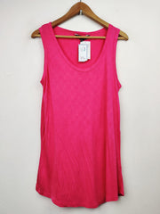 Buy online pre-used pre-loved 100% authentic & Original branded Dorothy Perkins (TS-1503) available in Pakistan. Top international brands avilable.