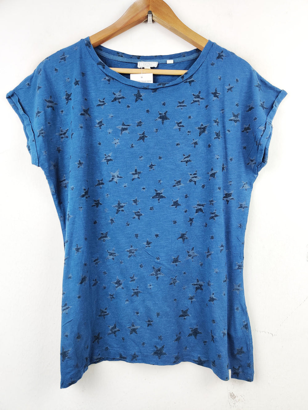 Buy online pre-used pre-loved 100% authentic & Original branded Fat Face (TS-1603) available in Pakistan. Top international brands avilable.