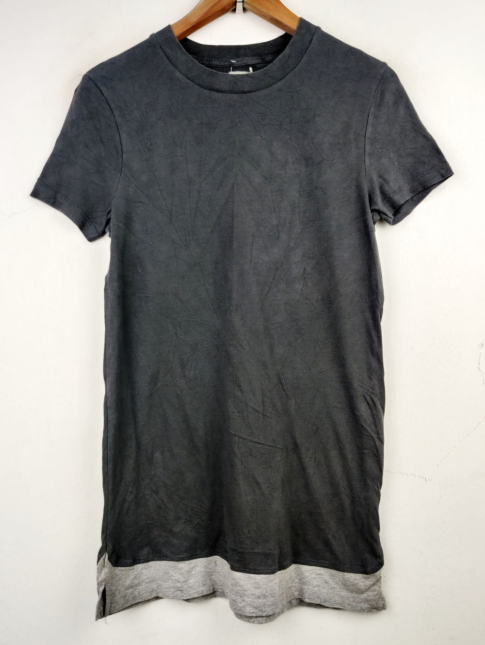 Buy online pre-used pre-loved 100% authentic & Original branded Asos (TS-1619) available in Pakistan. Top international brands avilable.