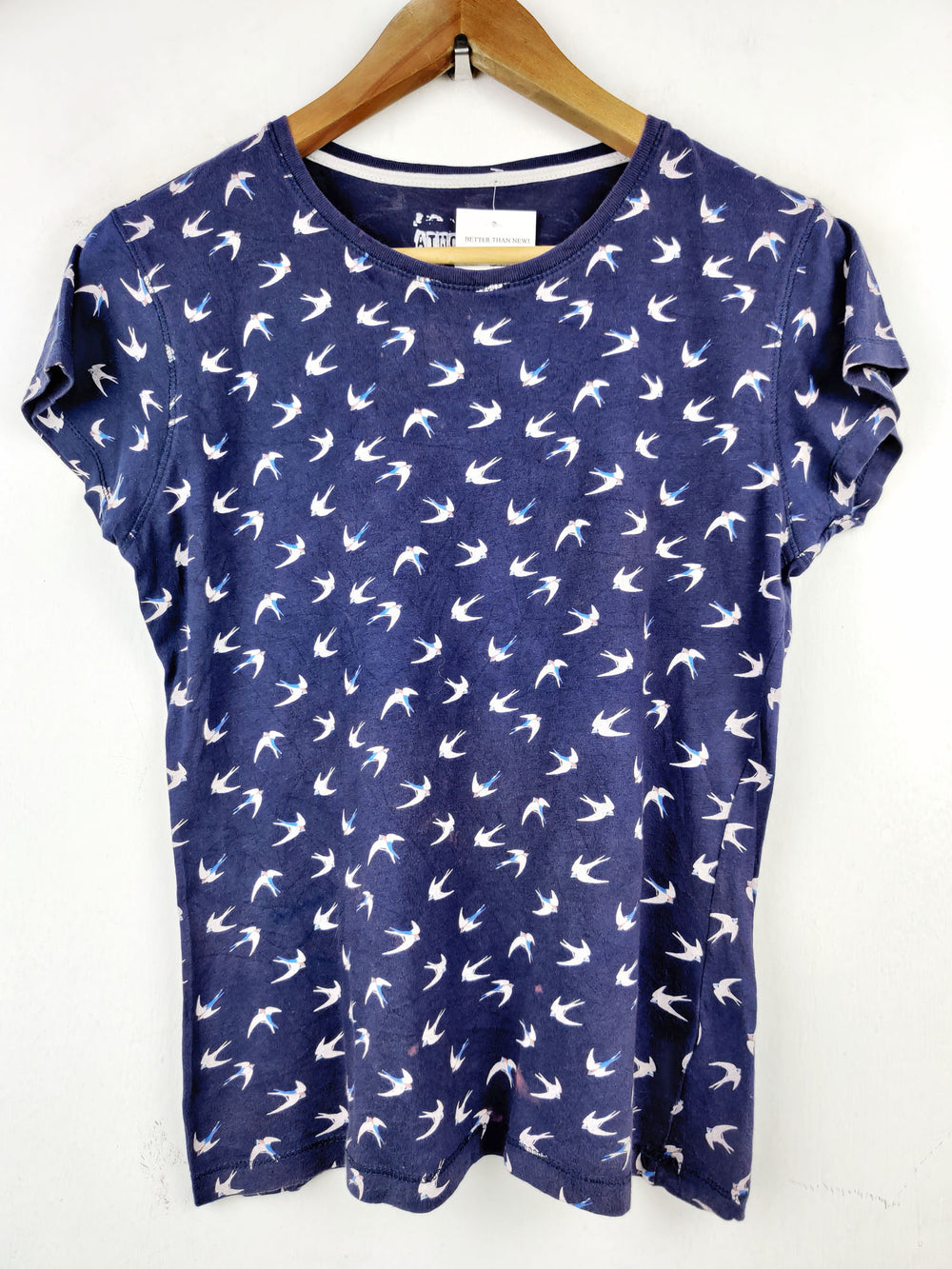 Buy online pre-used pre-loved 100% authentic & Original branded Atmosphere (TS-1739) available in Pakistan. Top international brands avilable.