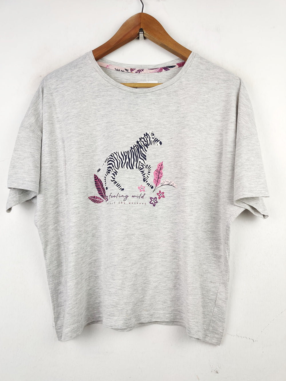 Buy online pre-used pre-loved 100% authentic & Original branded George (TS-1769) available in Pakistan. Top international brands avilable.