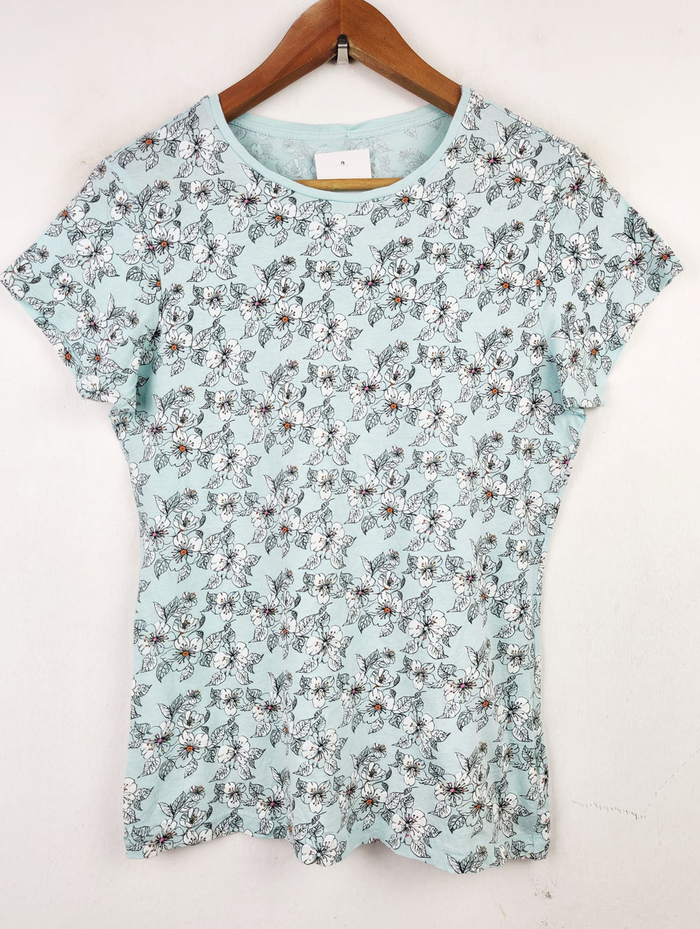 Buy online pre-used pre-loved 100% authentic & Original branded Primark (TS-1776) available in Pakistan. Top international brands avilable.