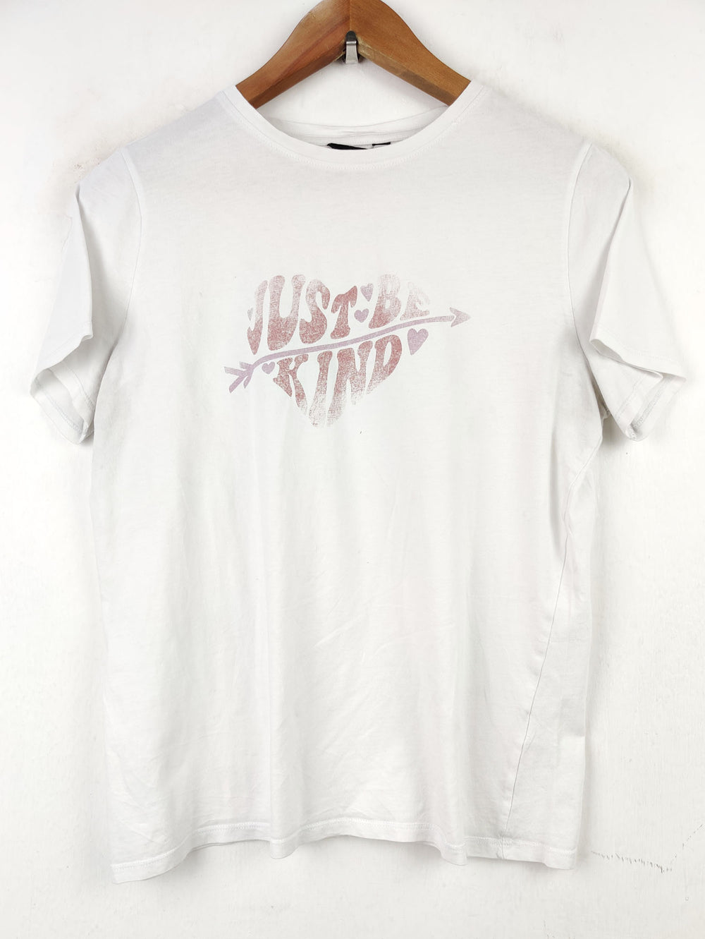 Buy online pre-used pre-loved 100% authentic & Original branded New Look (TS-1796) available in Pakistan. Top international brands avilable.