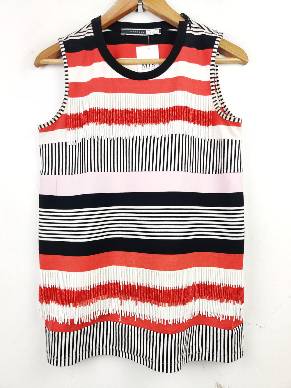 Buy online pre-used pre-loved 100% authentic & Original branded Sportmax (TS-1961) available in Pakistan. Top international brands avilable.