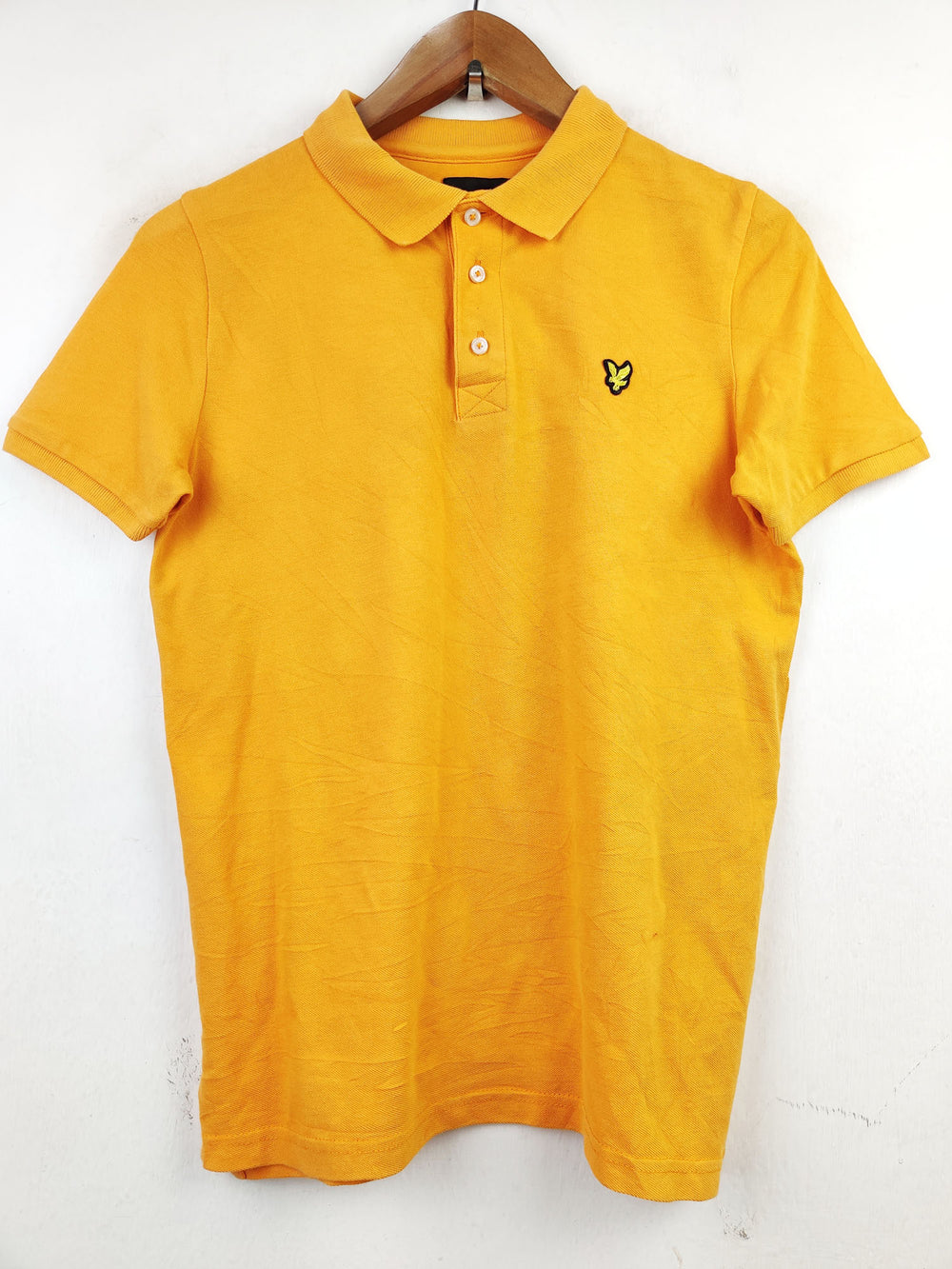 Buy online pre-used pre-loved 100% authentic & Original branded Lyle & Scott (TS-2108) available in Pakistan. Top international brands avilable.