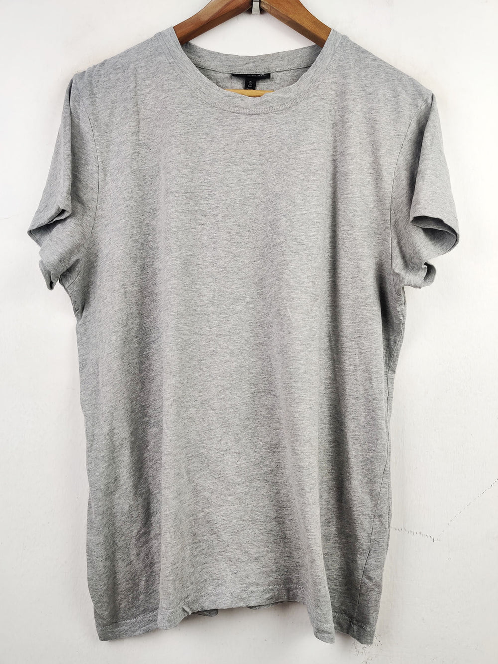 Buy online pre-used pre-loved 100% authentic & Original branded The White Company (TS-2119) available in Pakistan. Top international brands avilable.