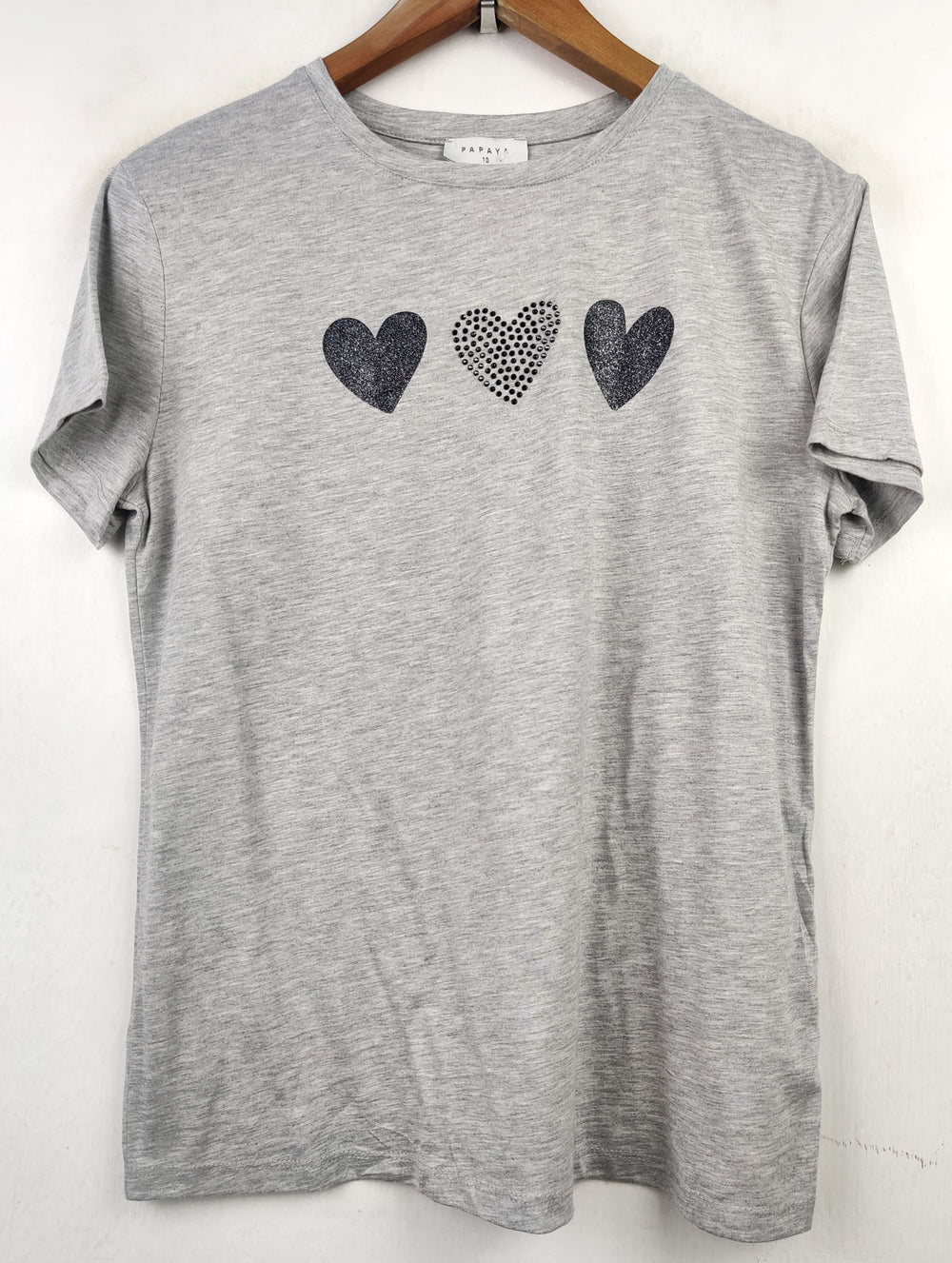 Buy online pre-used pre-loved 100% authentic & Original branded Papaya (TS-2180) available in Pakistan. Top international brands avilable.