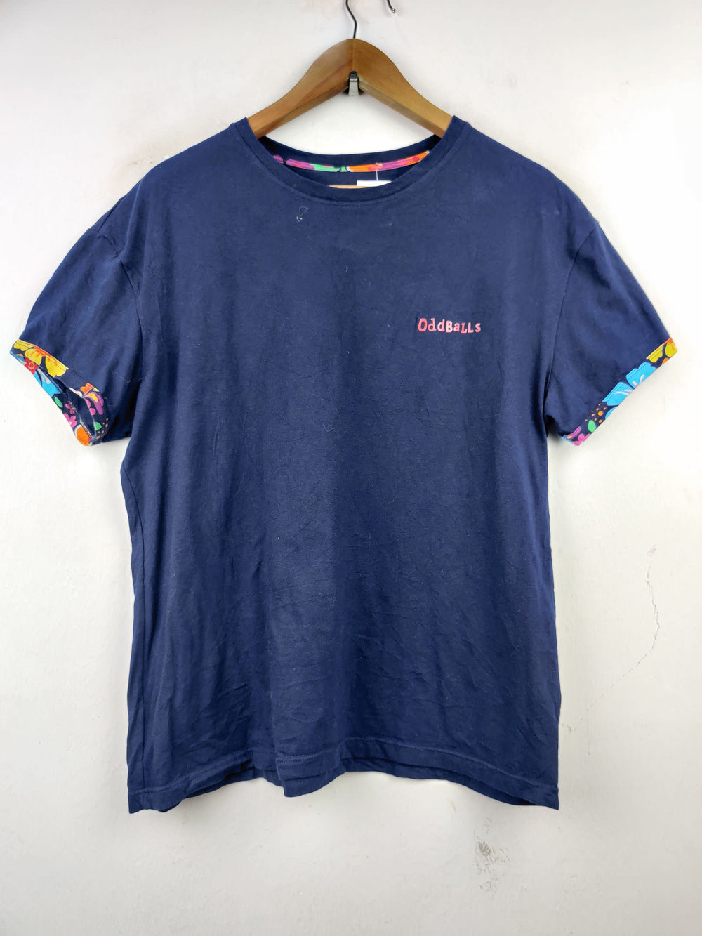 Buy online pre-used pre-loved 100% authentic & Original branded Odd Balls (TS-2181) available in Pakistan. Top international brands avilable.