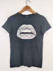 Buy online pre-used pre-loved 100% authentic & Original branded New Look (TS-2214) available in Pakistan. Top international brands avilable.