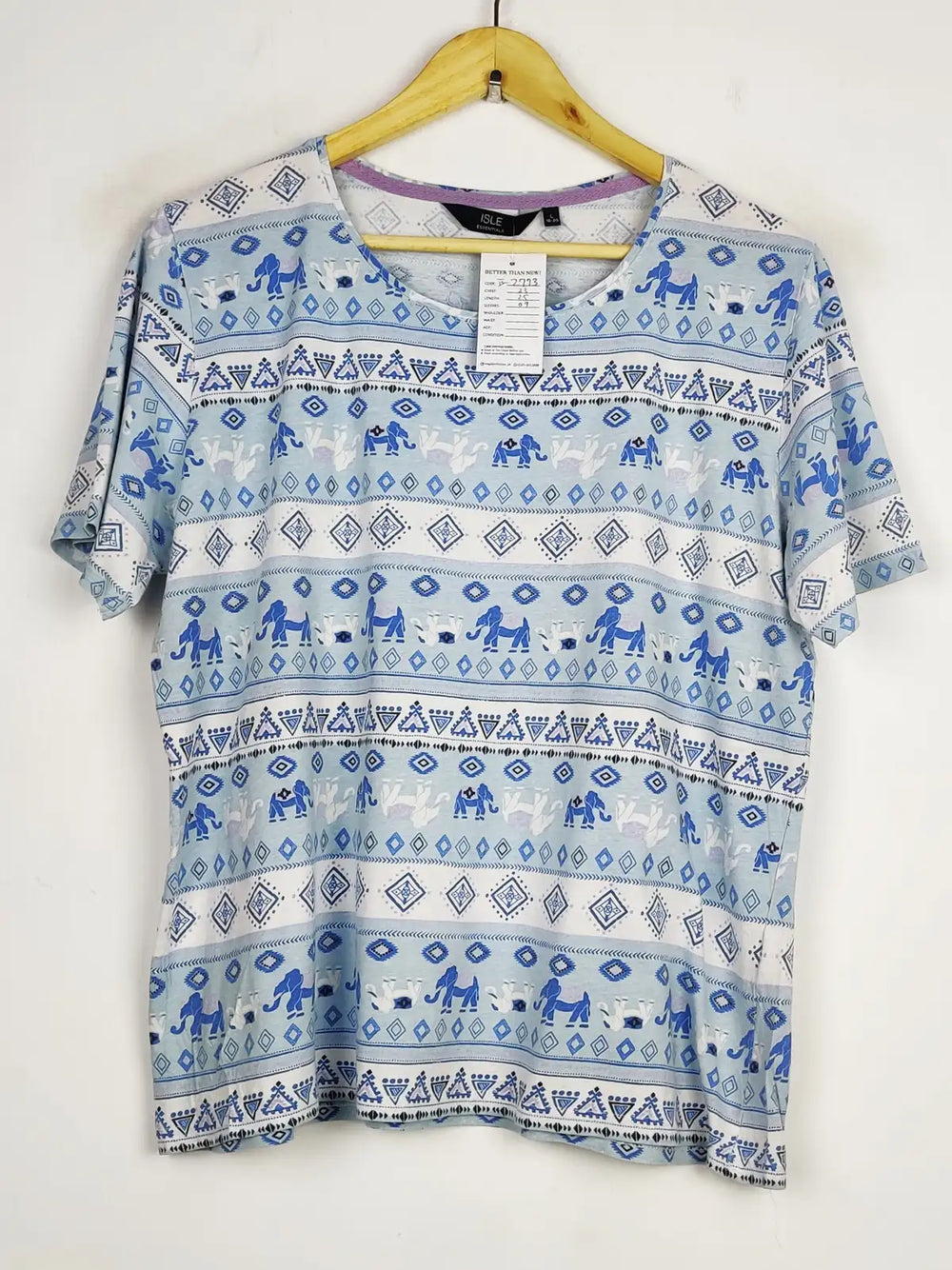 Buy online pre-used pre-loved 100% authentic & Original branded Isle (TS-2773) available in Pakistan. Top international brands avilable.