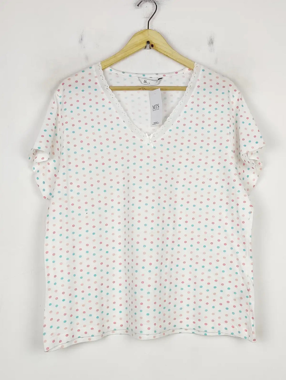 Buy online pre-used pre-loved 100% authentic & Original branded Bhs (TS-3046) available in Pakistan. Top international brands avilable.