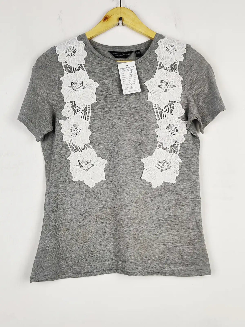 Buy online pre-used pre-loved 100% authentic & Original branded Dorothy Perkins (TS-3736) available in Pakistan. Top international brands avilable.