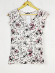 Buy online pre-used pre-loved 100% authentic & Original branded Dorothy Perkins (TS-3792) available in Pakistan. Top international brands avilable.