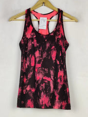 Buy online pre-used pre-loved 100% authentic & Original branded H&M (TS-3906) available in Pakistan. Top international brands avilable.