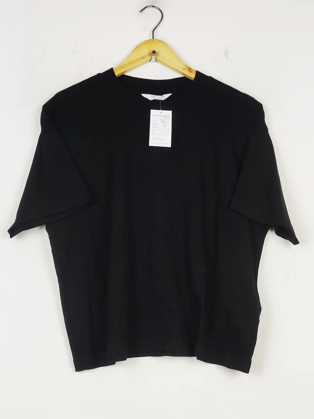 Buy online pre-used pre-loved 100% authentic & Original branded Primark (TS-3992) available in Pakistan. Top international brands avilable.